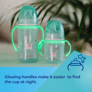 CANPOL  Тренировъчна чашка със светещи дръжки PP EasyStart 240 мл Екзотични животни код: 35/208/синя,розова/