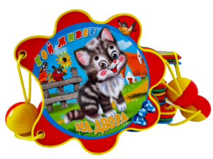 Книжка "Кой живее на двора "- мека книжка с дрънкалка