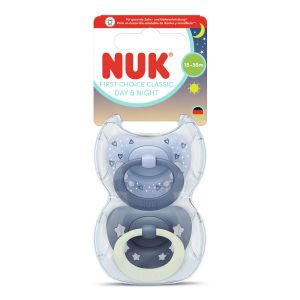 NUK FC Залъгалка силикон + кутийка 18м+ 2 бр. DAY&NIGHT МОМЧЕ 177.263 