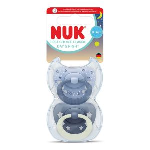 NUK FC Залъгалка силикон + кутийка 0-6 м 2 бр. DAY&NIGHT МОМЧЕ 175.396