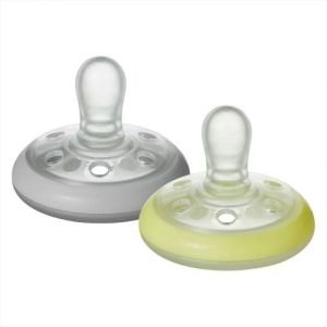 TOMMEE TIPPEE Ортодонтични залъгалки 6-18 м. BREAST-LIKE NIGHT TT.0208