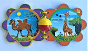 Книжка  "Кой живее в зоопарка"-мека книжка с дрънкалка 